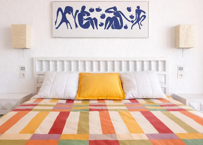 ⭑ Terrace + Sea Views + Private Beach. What Else? ⭑ Appartamento