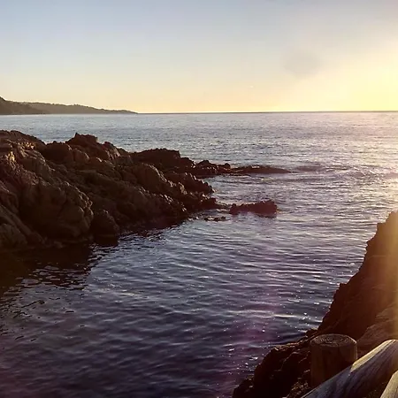 ⭑ Terrace + Sea Views + Private Beach. What Else? ⭑ Apartamento