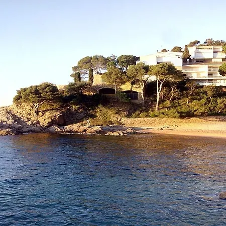 ⭑ Terrace + Sea Views + Private Beach. What Else? ⭑ Apartmán Tossa de Mar