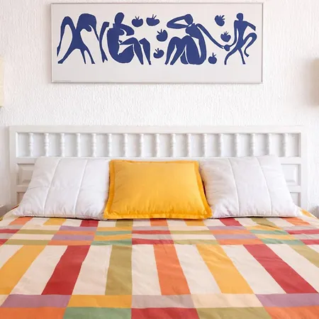 ⭑ Terrace + Sea Views + Private Beach. What Else? ⭑ Apartamento