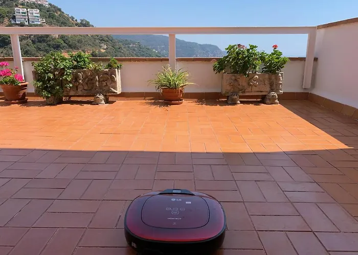 Apartment ⭑ Terrace + Sea Views + Private Beach. What Else? ⭑